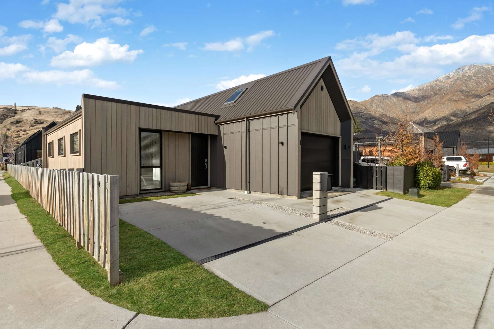 1 Bellamore Street Dalefield/Wakatipu Basin_0