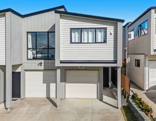 Exceptional Family Living in Good School Zone