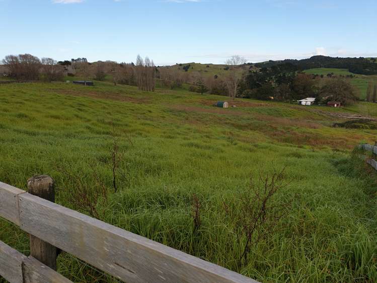 42 Jumna Road Maungaturoto_14