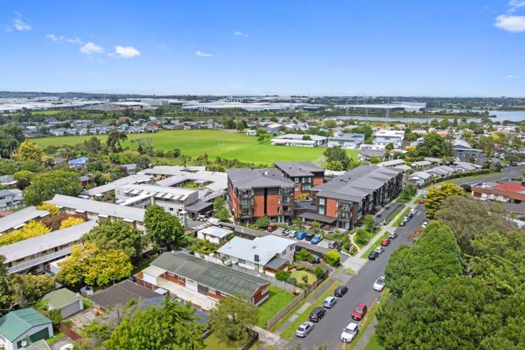 1/8 Edgewater Drive Pakuranga_27