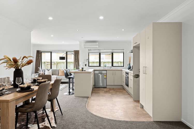 23 Chadwick Place Rototuna North_1