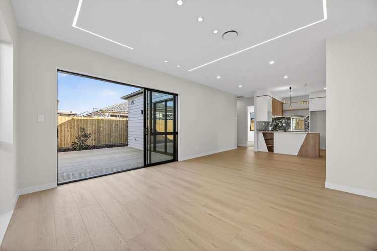 18 Pupu Crescent Opaheke_12