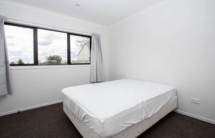 8/17 Lyon Street 1067_9