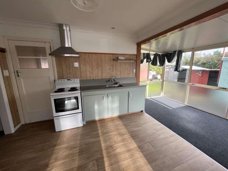 38 Aberdeen Avenue Takaro_2