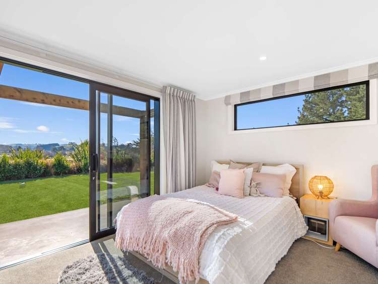 143 Homestead Road Weston_15