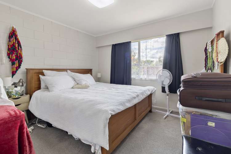 2/24 Robertson Road Favona_6