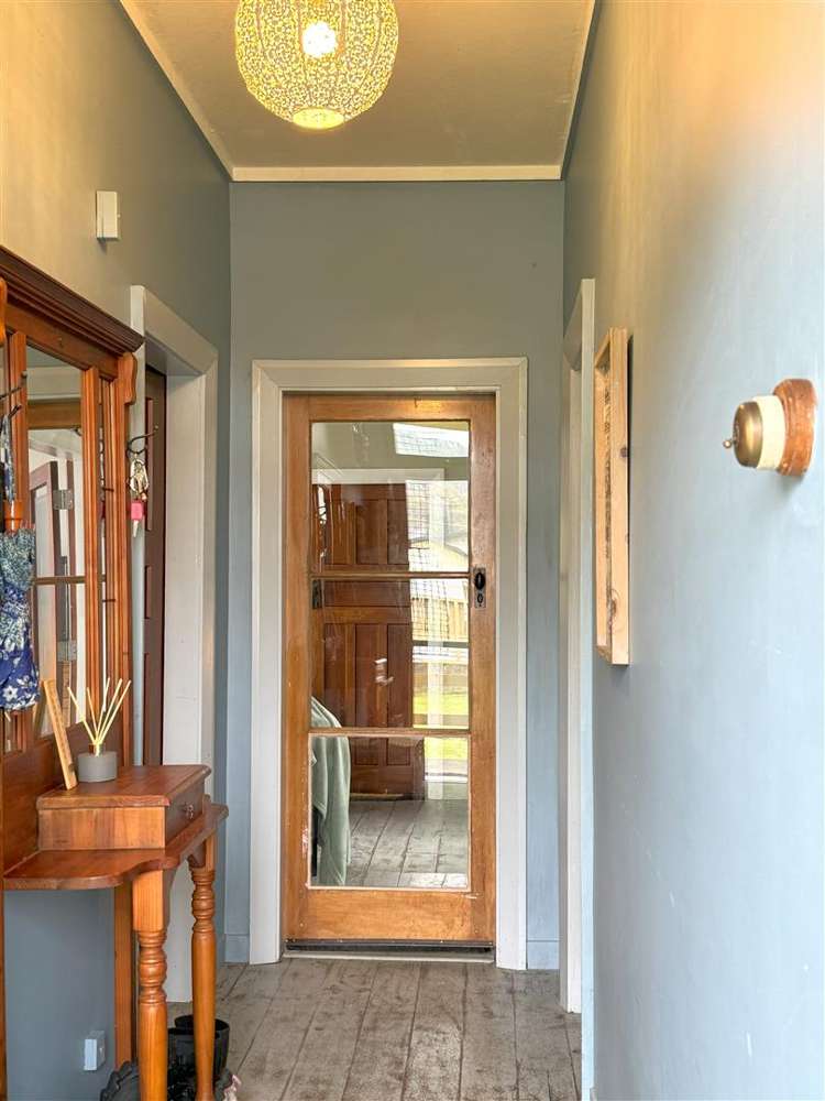 33 Macdougall Avenue Dunollie_11