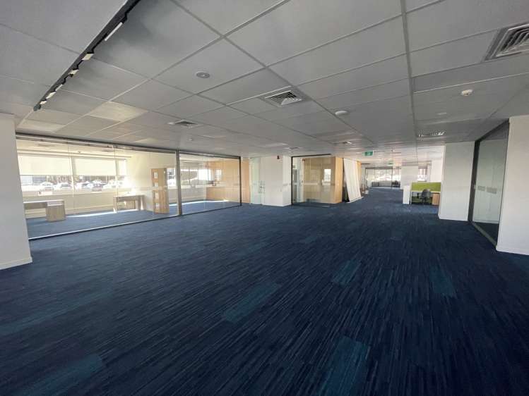 15 Osterley Way Manukau City_9