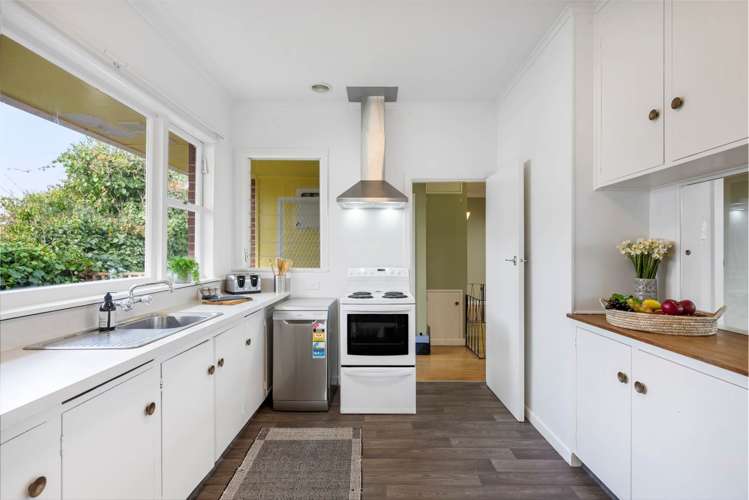 21 Kereru Street Henderson_11