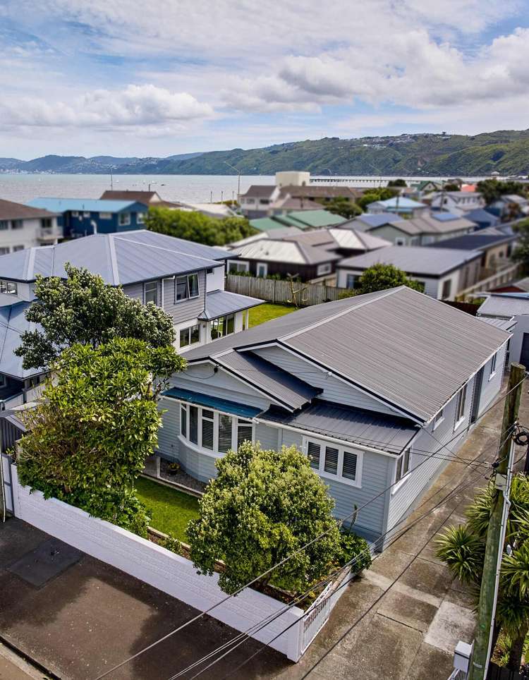 11 Tory Street Petone_23