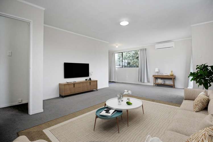 2/131 Old Wairoa Road Papakura_1
