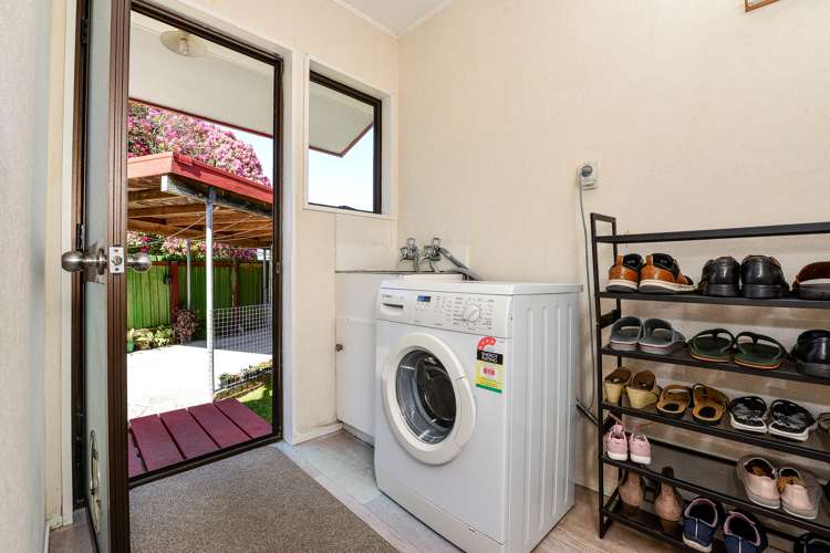 8b Edinburgh Road Hillcrest_12