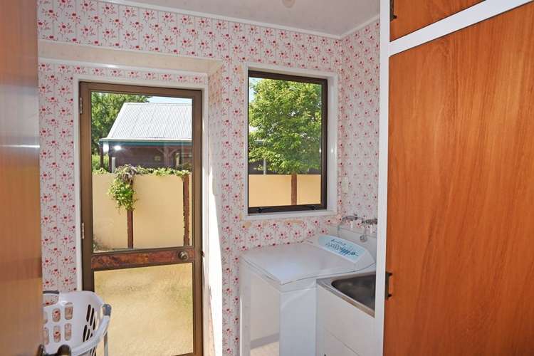 3 Newcastle Street Clyde_13