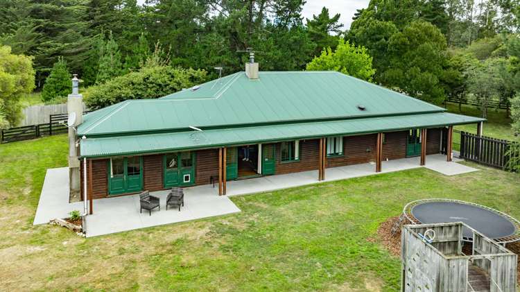 4/288 Two Chain Road Burnham_2