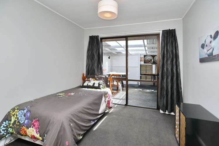53 Yarmouth Street Aranui_8
