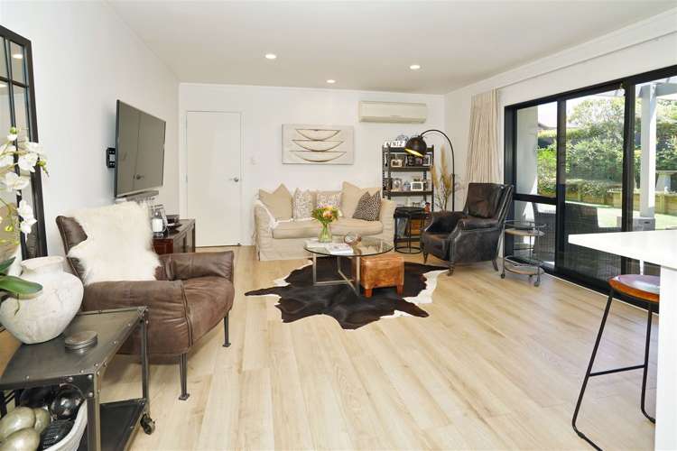 6 Munro Place Flagstaff_12