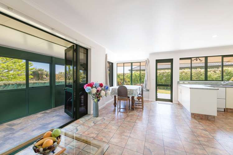 28 Kingsford Drive Stoke_12