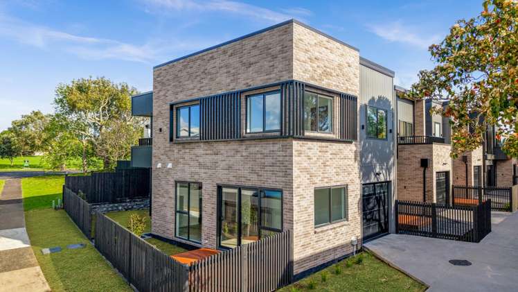 1/4 Andes Avenue Mangere Bridge_38