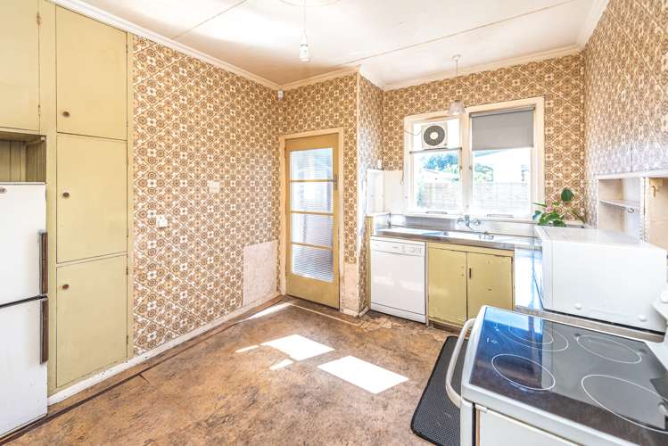 8 West Way Durie Hill_18