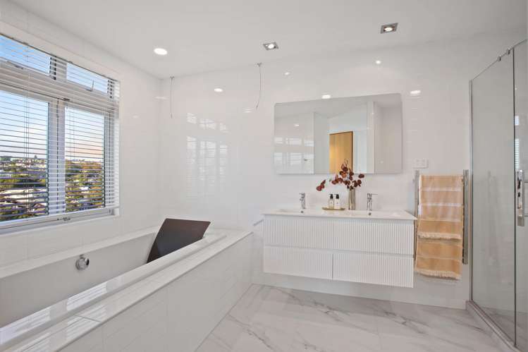 27 Laxon Terrace Remuera_16