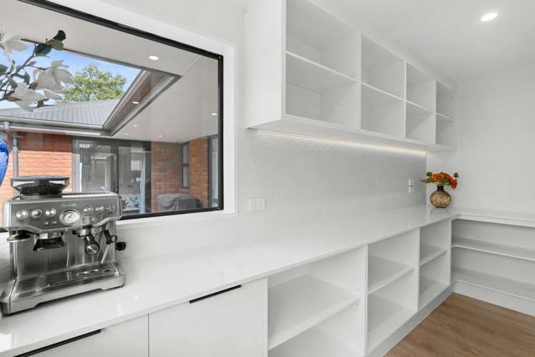 2 Burbank Drive Aidanfield_6