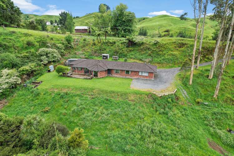 363 Limeworks Loop Road Te Pahu_34