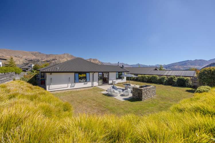 32 Infinity Drive Wanaka_16