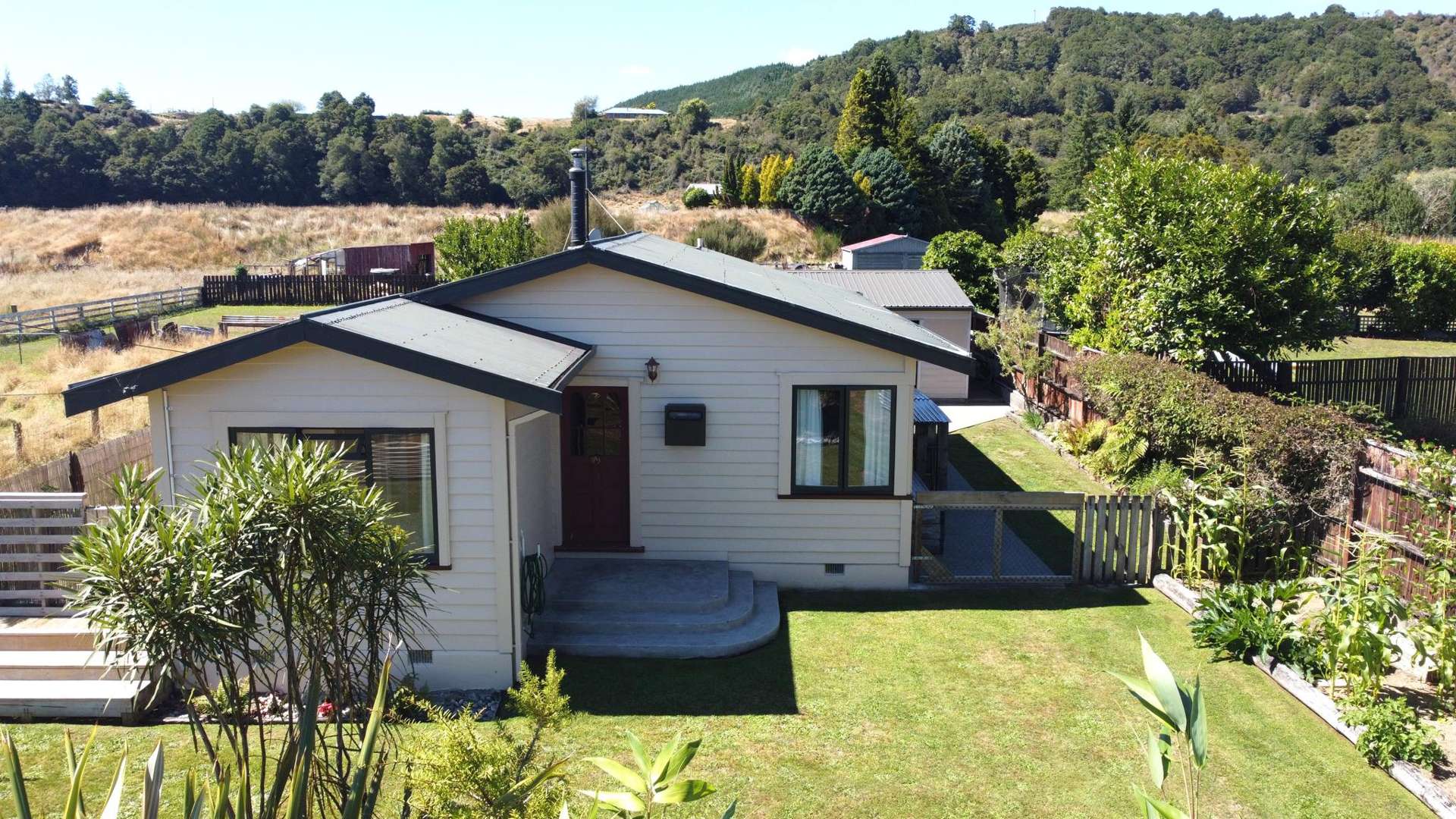 7 Main Street Reefton_0