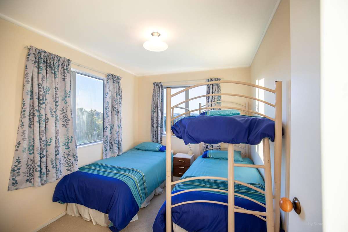 4 Robertson Street_5