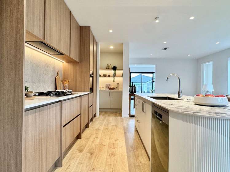 29 Tukutata Crescent_4