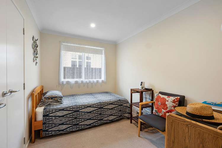 48 Wallace Place Westown_16