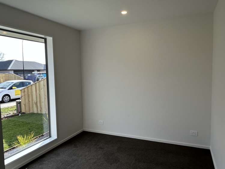 30 Crossley Avenue Woodend_11