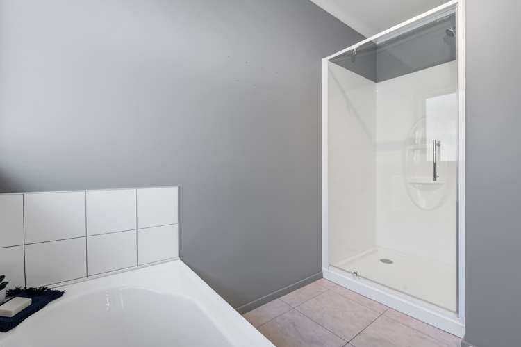 3 Devoy Drive Owhata_16