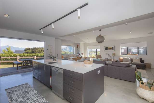 6 Edgewood Place Wanaka_2