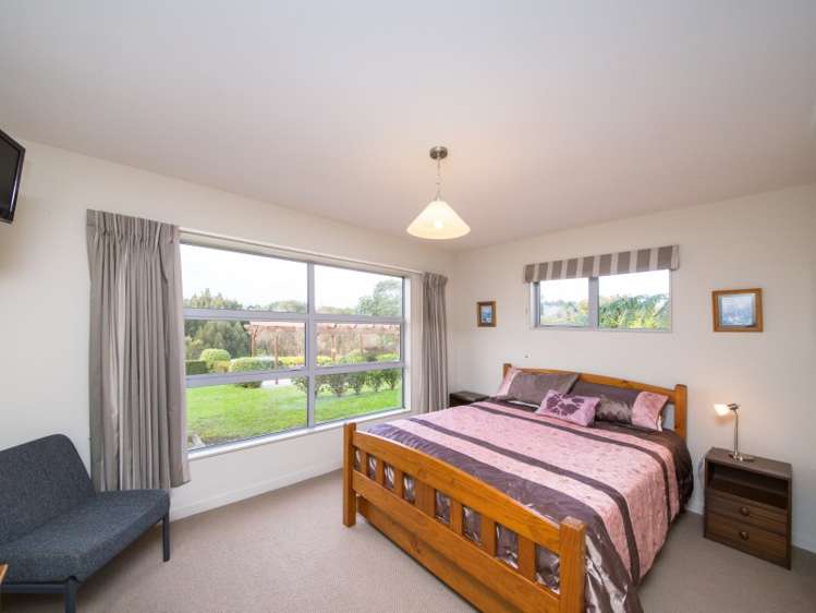 8 Branksome Place Aokautere_10