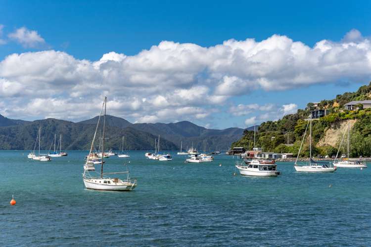 4/289 Waikawa Road Waikawa_24