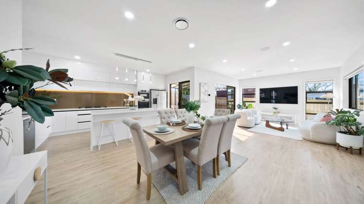 17a Ussher Place Pakuranga Heights_1