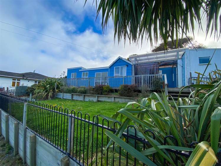 38 Esplanade Kaka Point_2