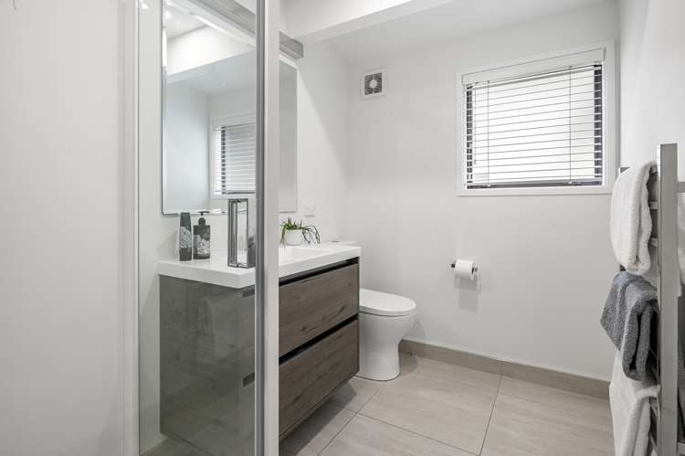 109 Takahe Road Titirangi_13