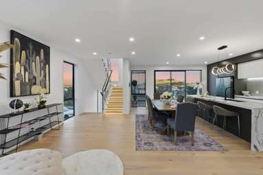 13 Awa Crescent_1