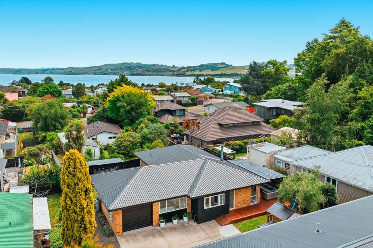 2/15 Kotare Street Hilltop_28