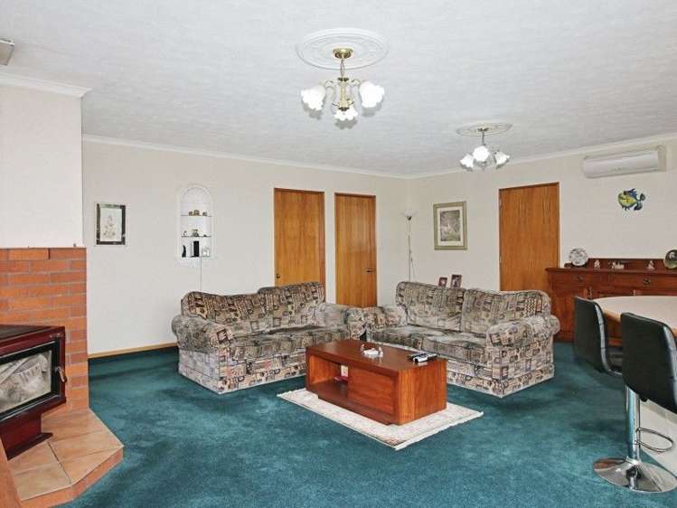 467 North Road Waikiwi_1