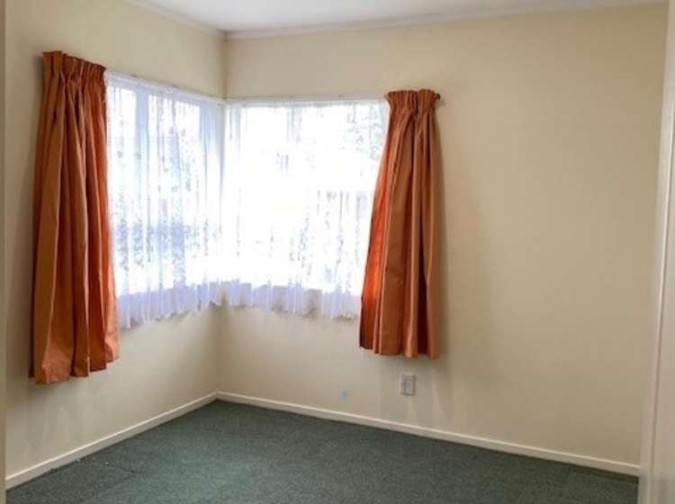 2/261 Shirley Road Papatoetoe_3
