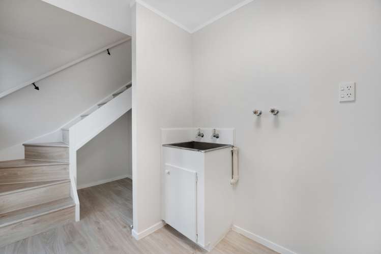 3/2 Blockhouse Bay Road Avondale_12