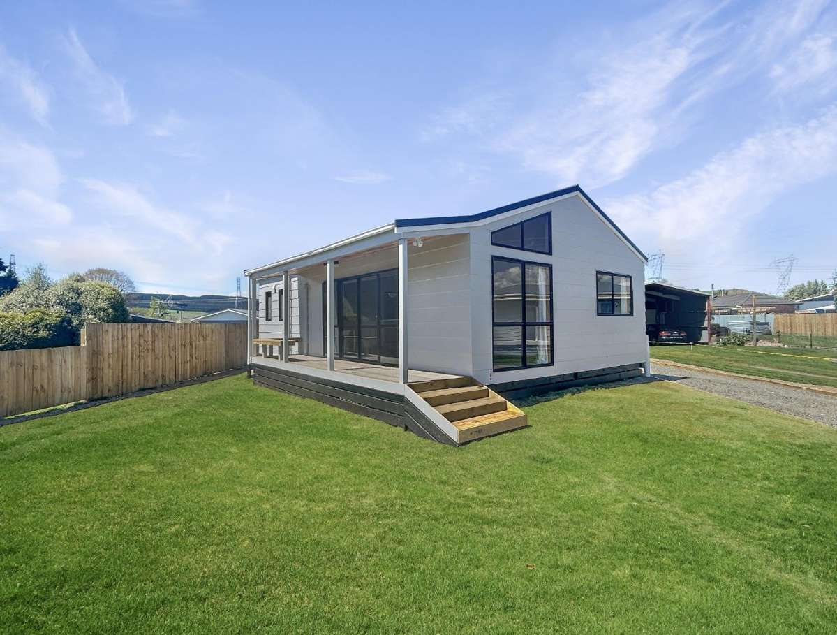 WHAKAMARU - 2 BEDROOMS 1