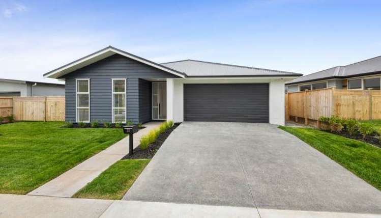 31 Kukuwai Avenue Red Beach_0