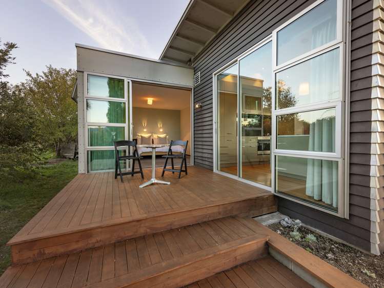 10 Bridgewater Terrace Albert Town_5