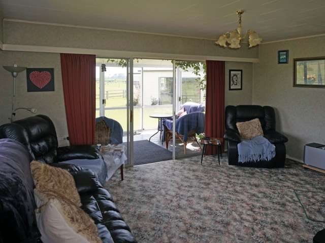 177 Awarua School Road Woodend_3