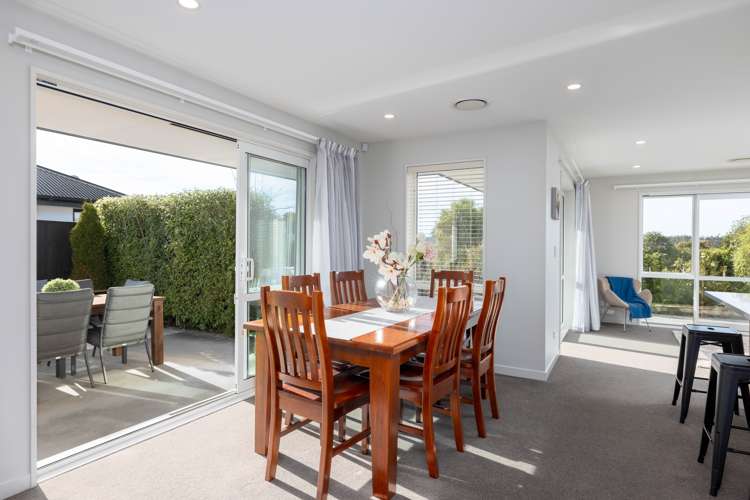 26 Pegasus Main Street Pegasus_6