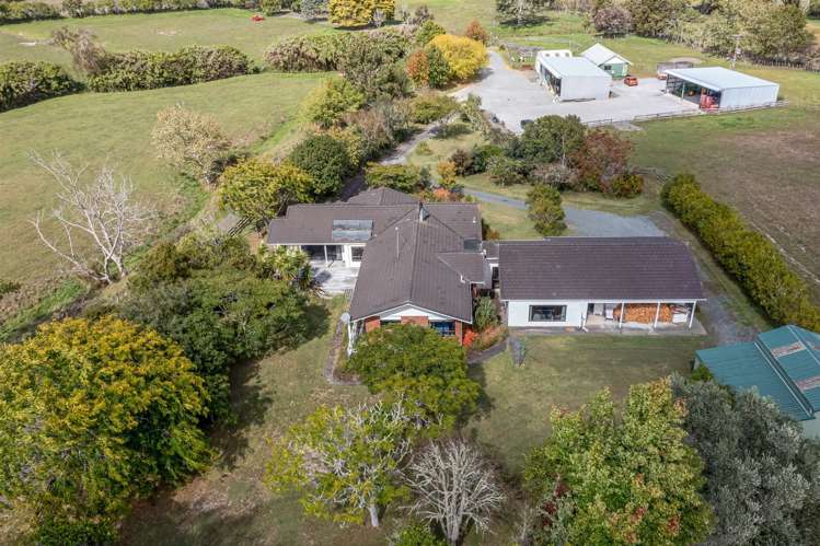 484 Kahikatea Flat Road Waitoki_14